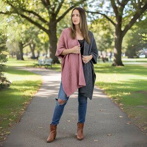 Dual Toned Open Front Poncho Knitted Wrap Pink/Grey Chenille Super Soft Cozy NEW